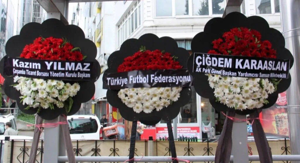 SAMSUNSPOR EFSANESİ EMİN KAR'A YAKIŞAN VEDA - Resim 15
