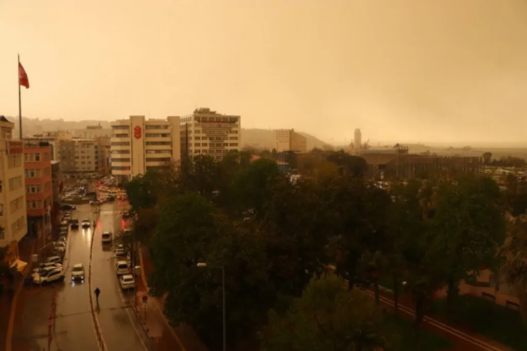 Samsun gündüz vakti geceyi yaşadı - Resim 4