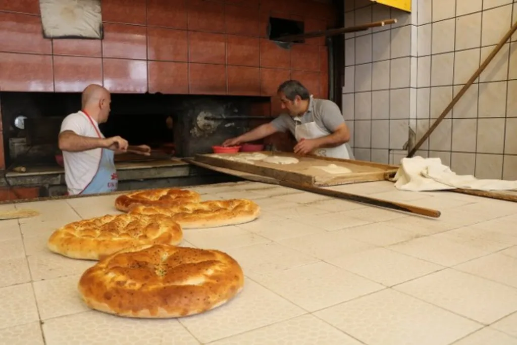 250 derece sıcakta aksatmadan oruç tutuyorlar - Resim 3