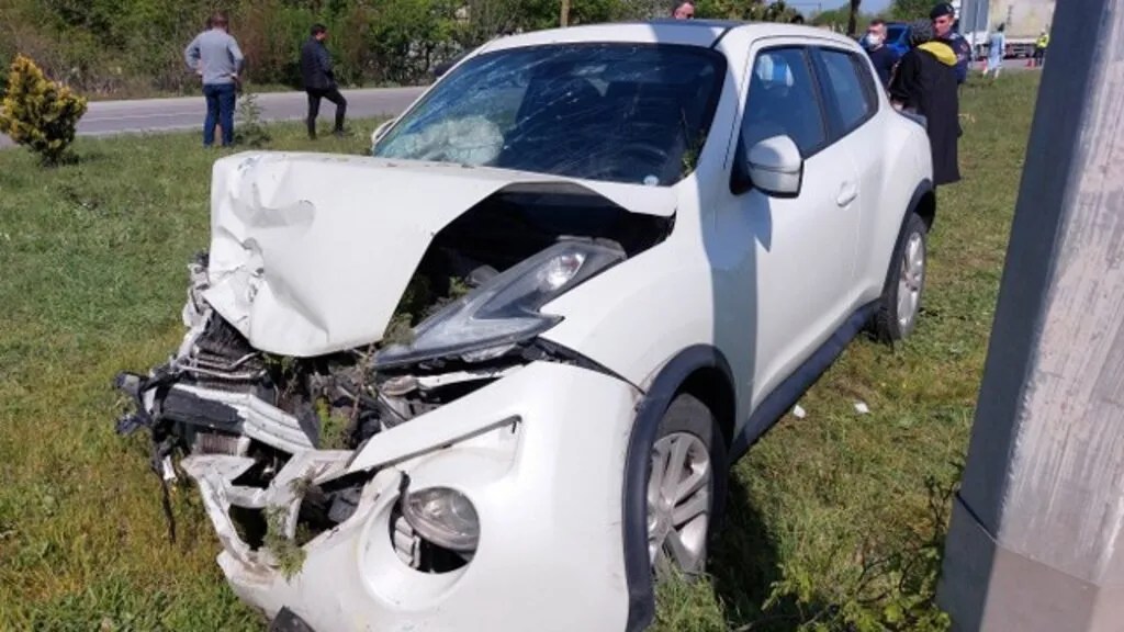 Samsun'da Öğretmenler okul dönüşü kaza yaptı: 5'i öğretmen 6 yaralı - Resim 3