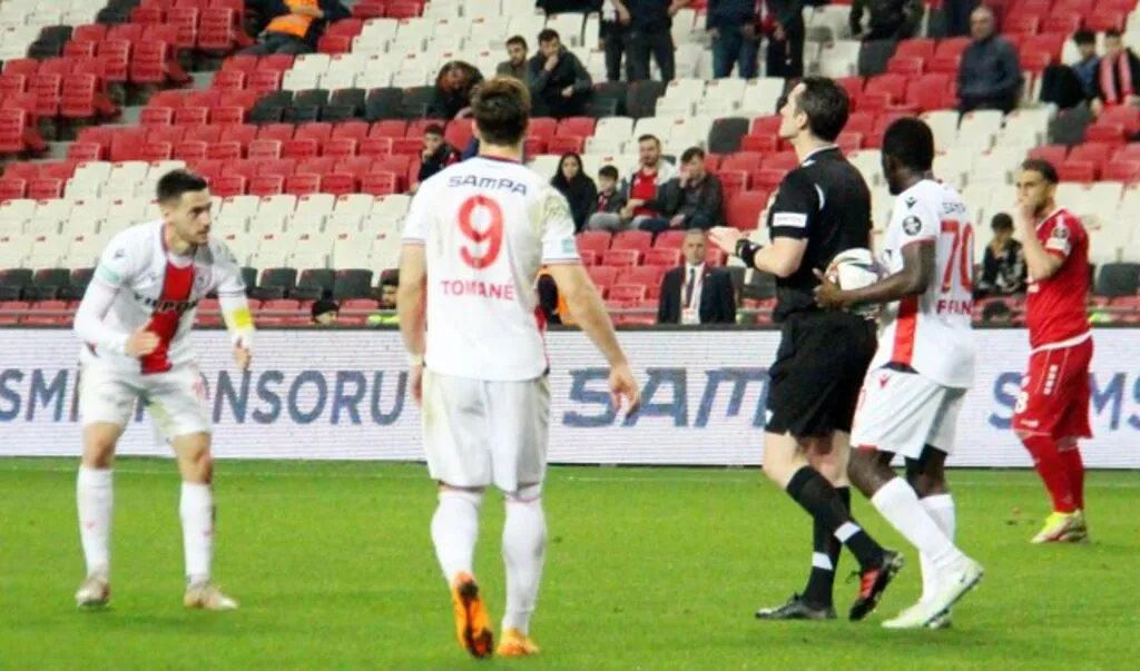 Samsunspor: 2 Altınordu:1 Maçtan Geriye Kalanlar - Resim 4