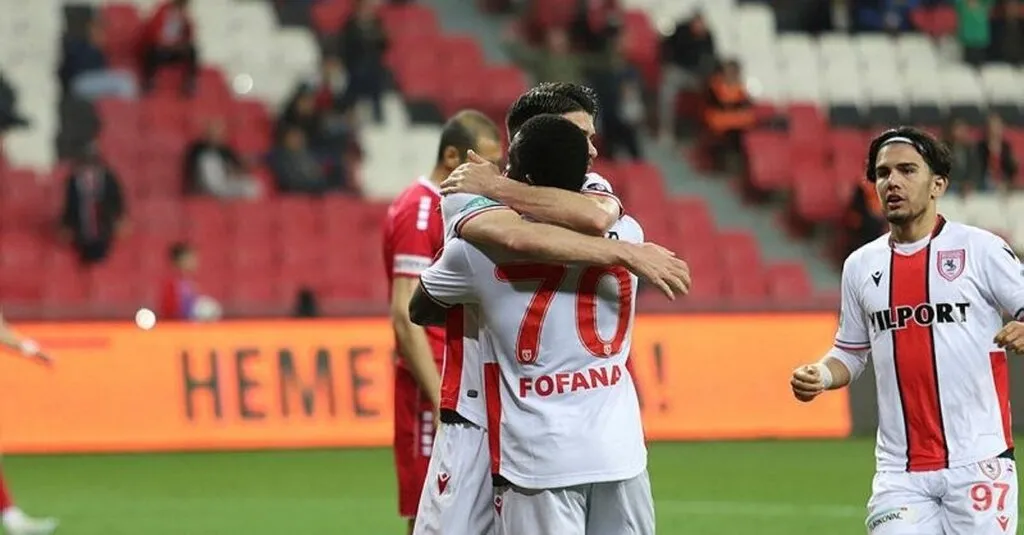 Samsunspor Başkanvekili Veysel Bilen: Hoca ile alakalı görüşmelerimiz sürüyor - Resim 13