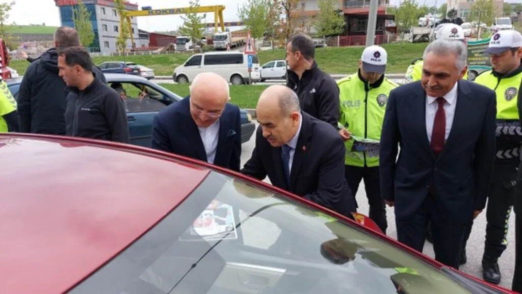İçişleri Bakan Yardımcısı Erdil: "Bayramda 110 bin 143 ekip ve toplamda 208 bin 900 civarında personelimiz görev başında olacak" - Resim 7