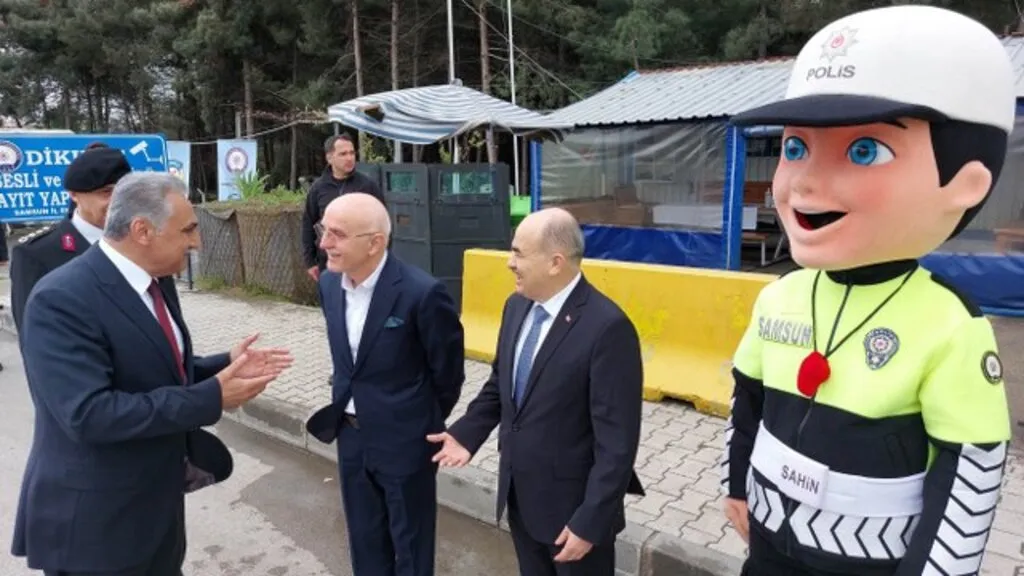 İçişleri Bakan Yardımcısı Erdil: "Bayramda 110 bin 143 ekip ve toplamda 208 bin 900 civarında personelimiz görev başında olacak" - Resim 10