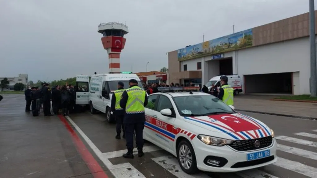 Samsun şehidini gözyaşları içinde karşıladı - Resim 10