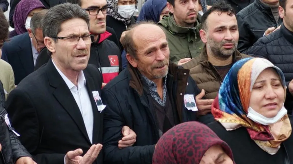Samsun şehidini gözyaşları içinde karşıladı - Resim 13