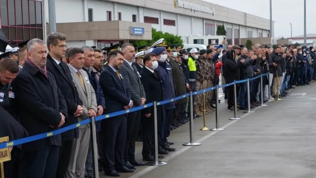 Samsun şehidini gözyaşları içinde karşıladı - Resim 16