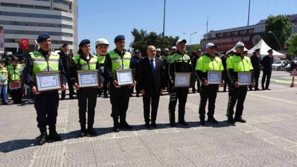 Samsun’da geniş katılımlı Trafik Haftası etkinliği - Resim 9