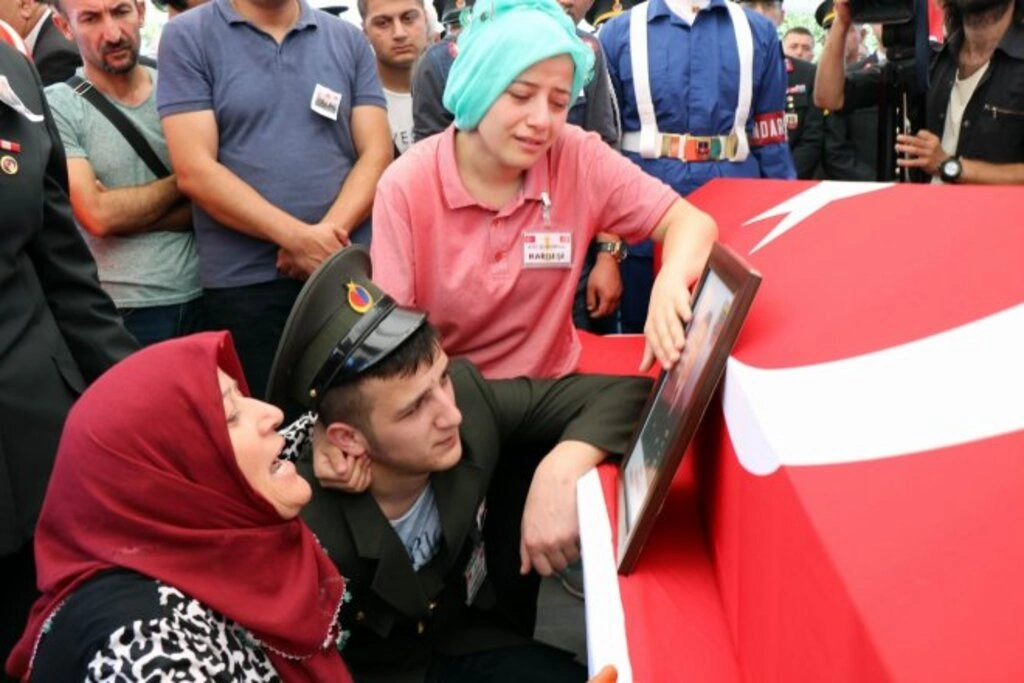 Seninle gurur duyuyorum oğlum - Resim 4