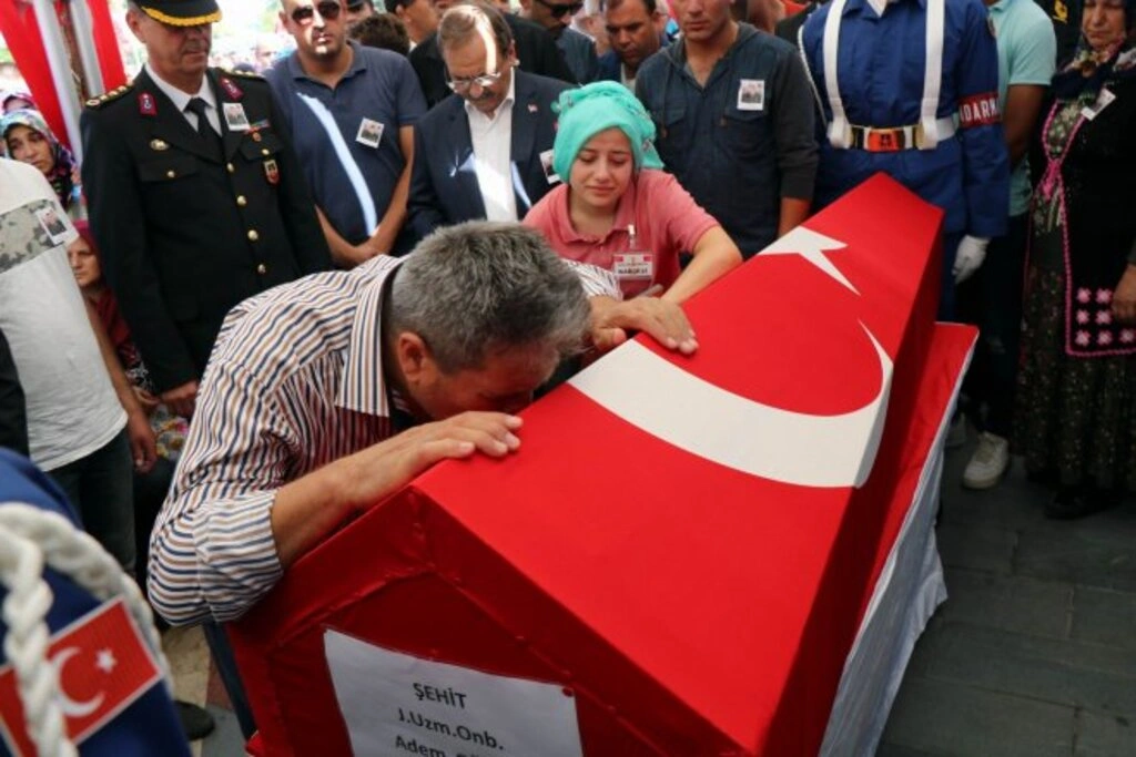 Seninle gurur duyuyorum oğlum - Resim 6