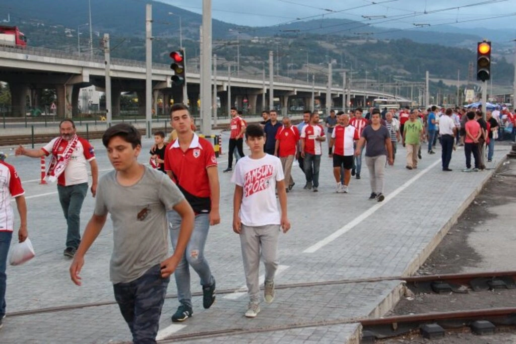 SAMSUNSPOR TARAFTAR REKORU KIRDI - Resim 1