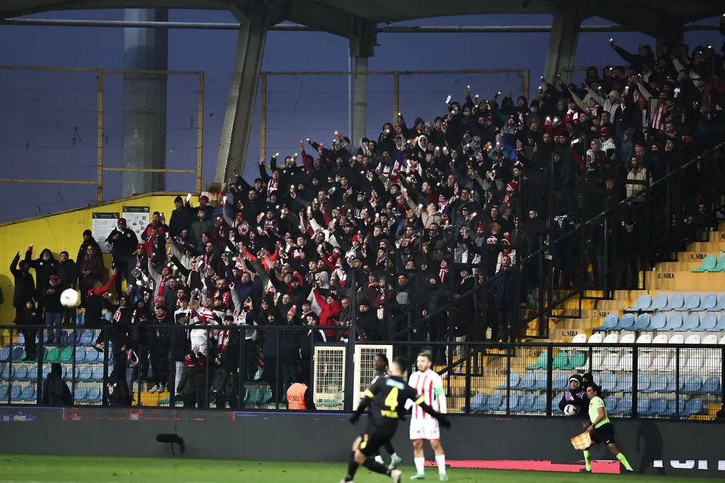 Trendyol Süper Lig - İstanbulspor - Samsunspor maçından kareler - Resim 4