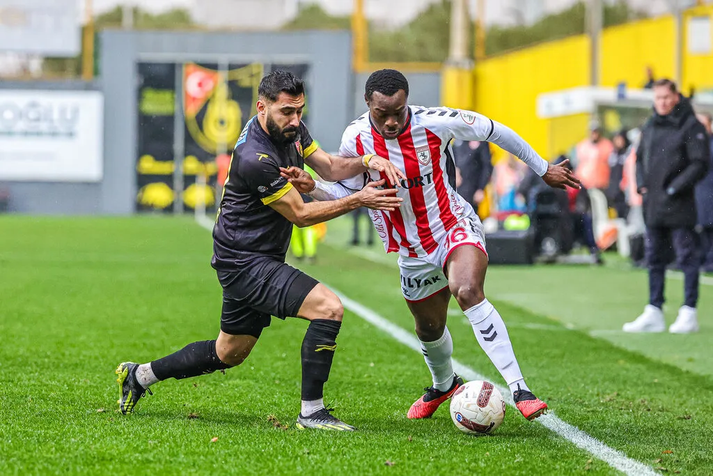 Trendyol Süper Lig - İstanbulspor - Samsunspor maçından kareler - Resim 14