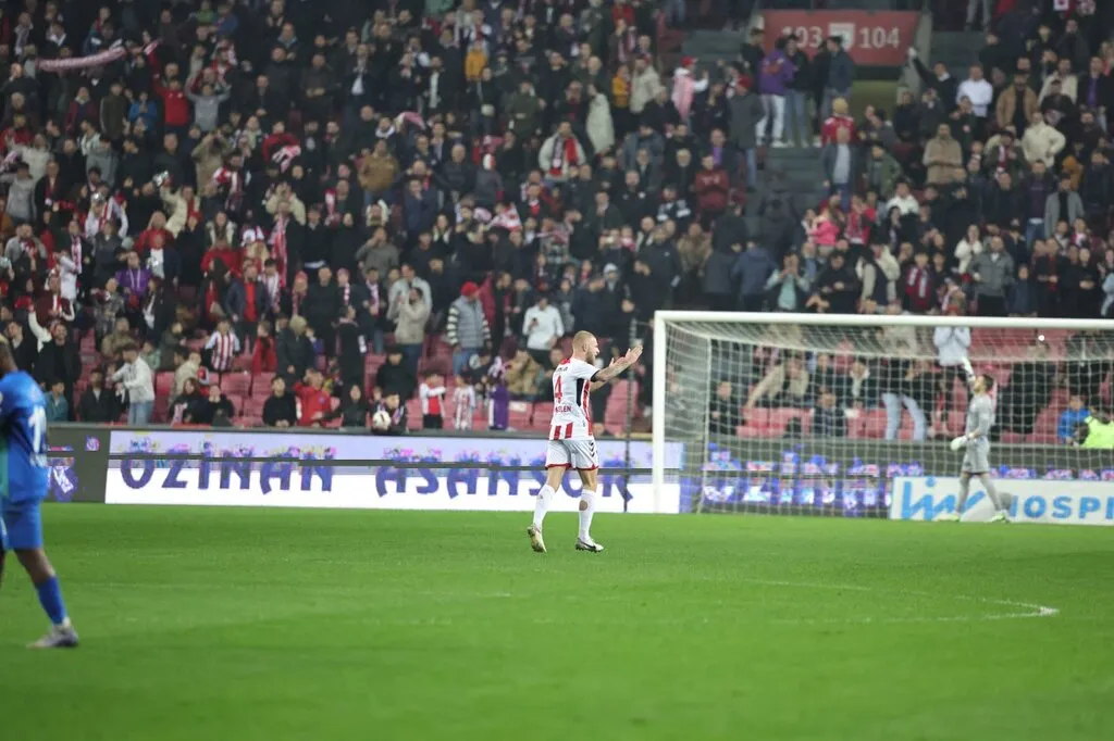 Samsunspor'da Drongelen ileri çıktı, golünü attı - Resim 8
