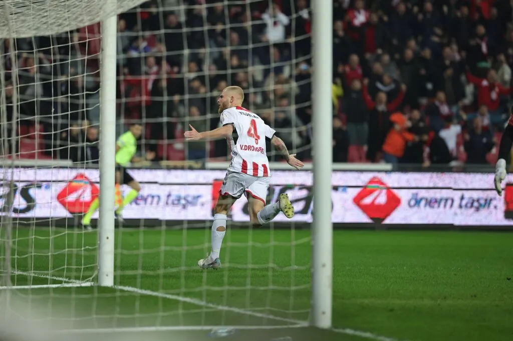 Samsunspor'da Drongelen ileri çıktı, golünü attı - Resim 5