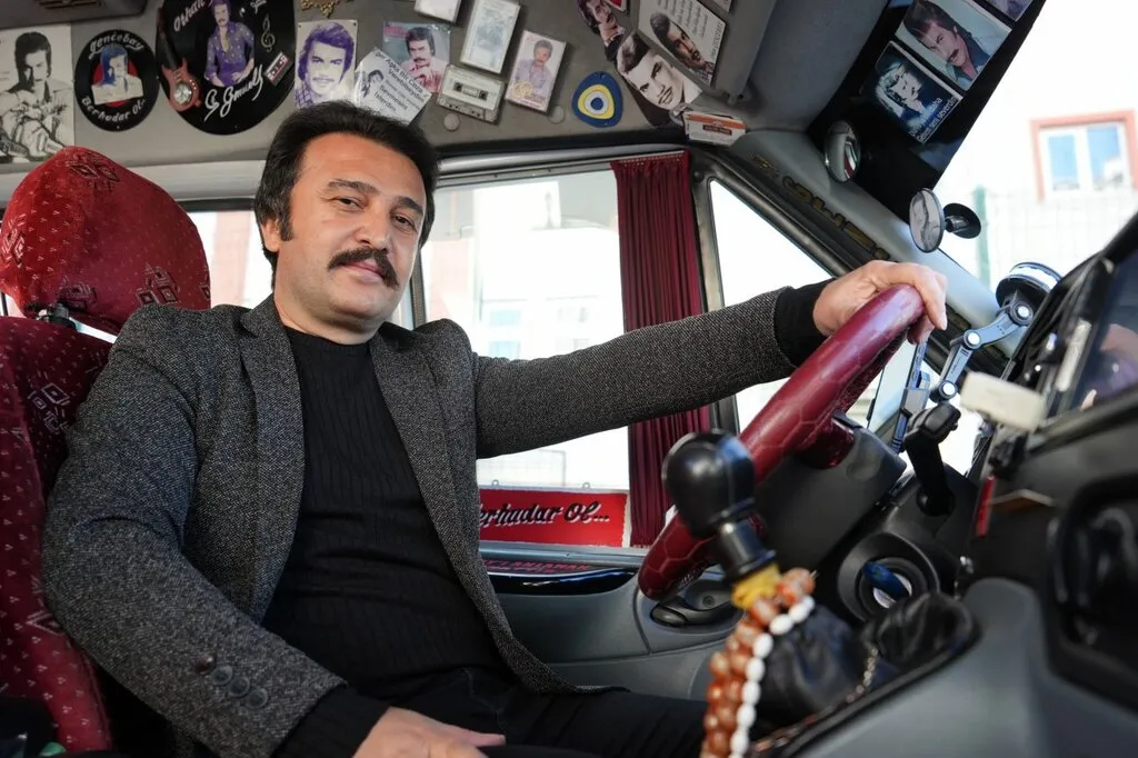 Samsun'da Orhan Gencebay Temalı Minibüs Yolculuğu - Resim 9