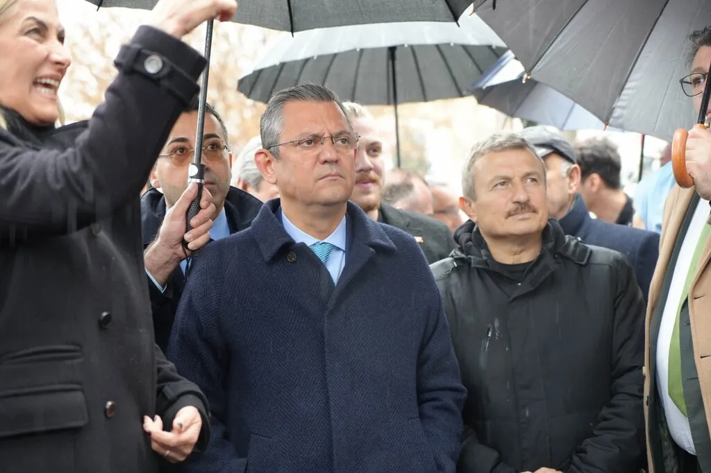CHP lideri Özgür Özel Samsun'da - Resim 1
