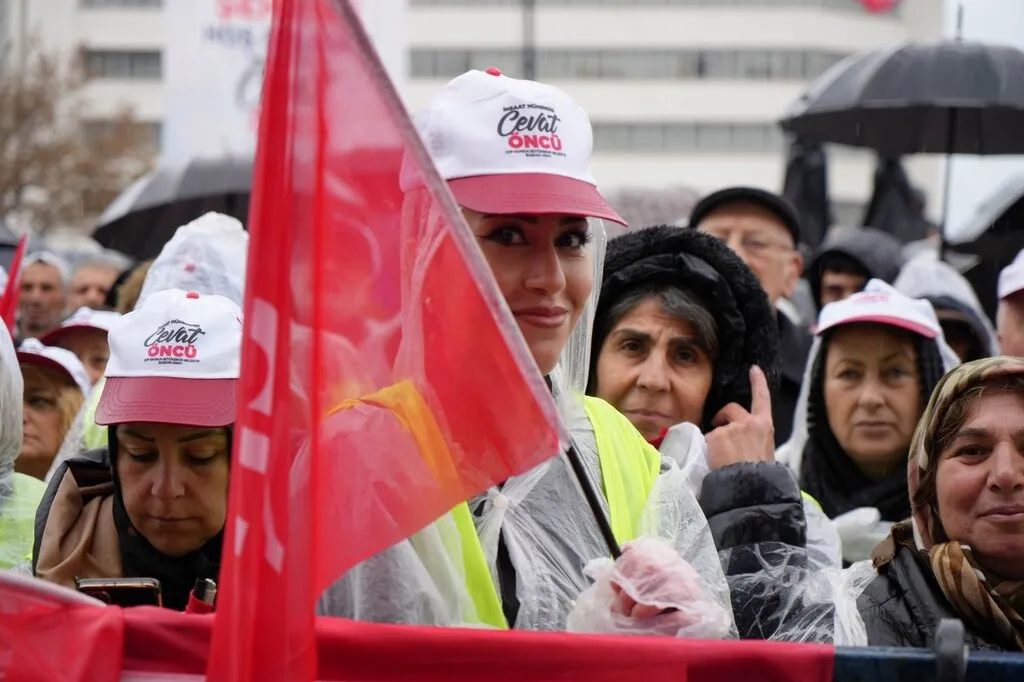 CHP lideri Özgür Özel Samsun'da - Resim 6