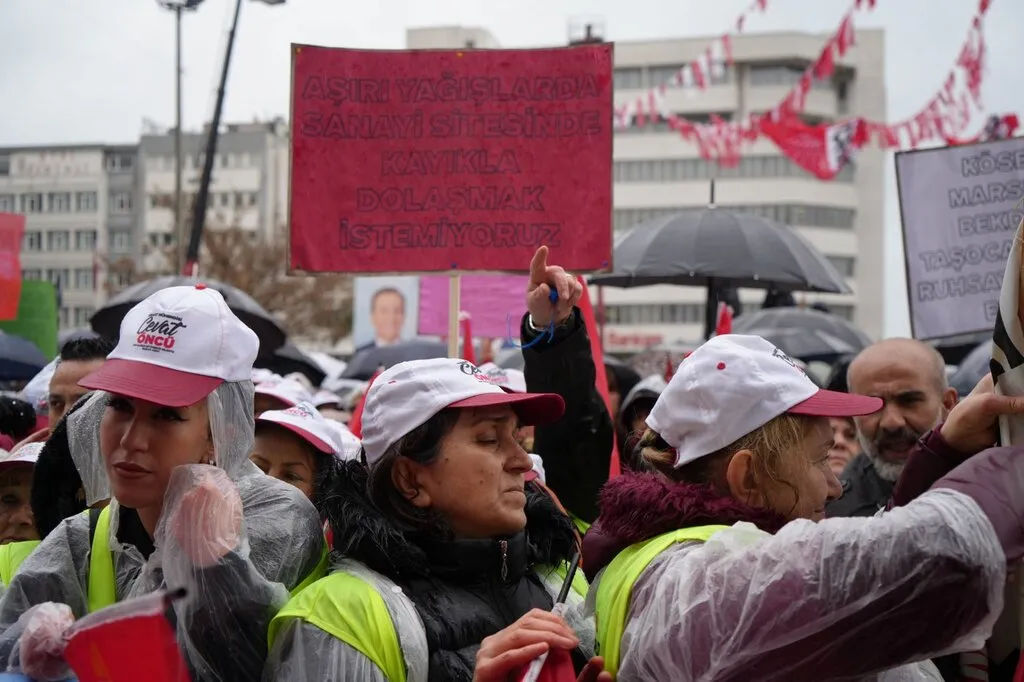 CHP lideri Özgür Özel Samsun'da - Resim 11