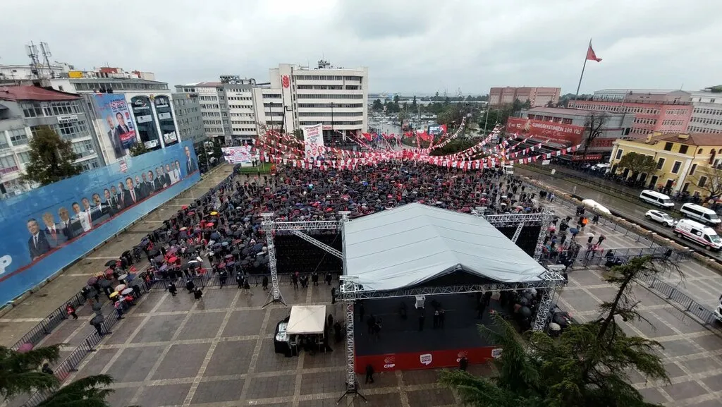 CHP lideri Özgür Özel Samsun'da - Resim 15