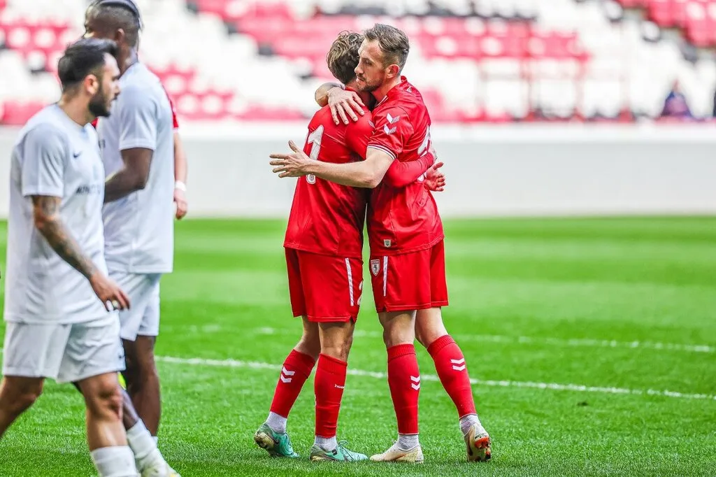 Samsunspor'dan 6 gollü galibiyet - Resim 3