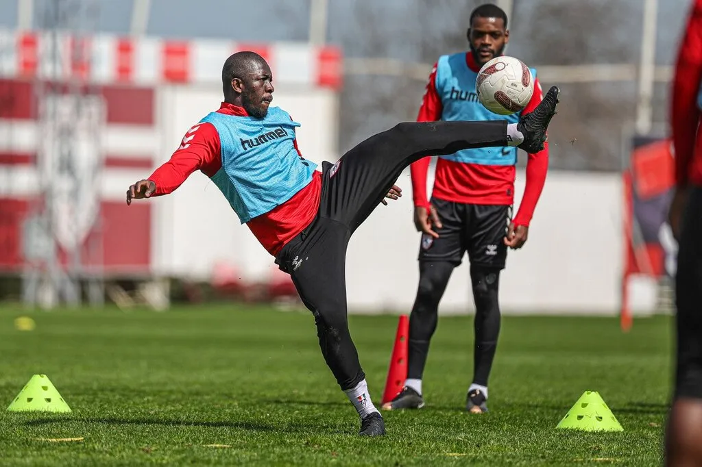 Samsunspor'da yüzler gülüyor - Resim 8