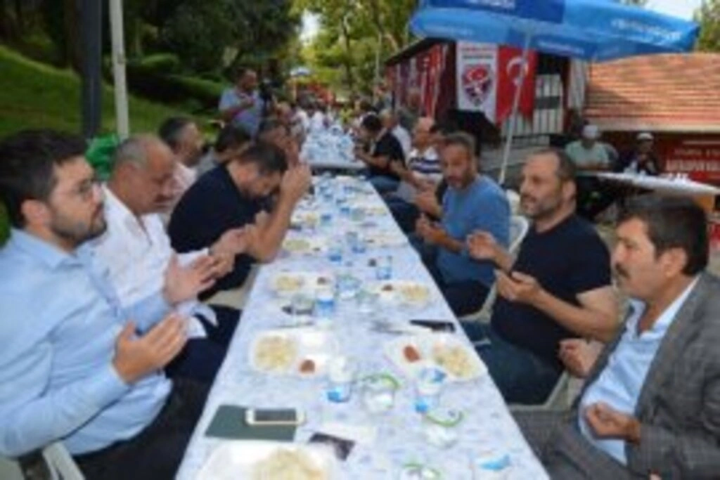 İSTANBUL BAFRASPOR DUALARLA SAHAYA İNDİ - Resim 13