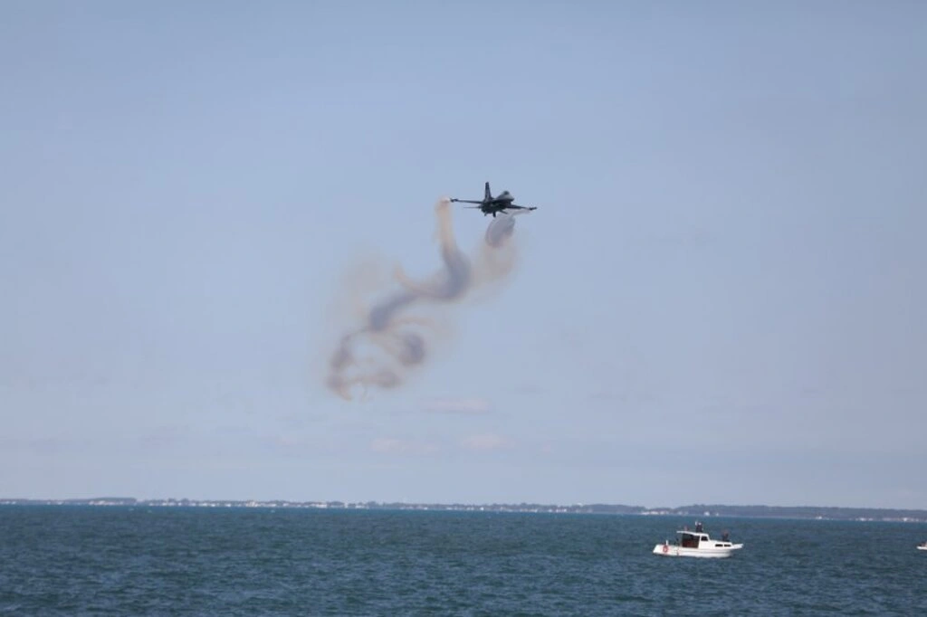 Türk Yıldızları, SOLOTÜRK, HÜRJET ve helikopter gösterileri nefesleri kesti - Resim 30