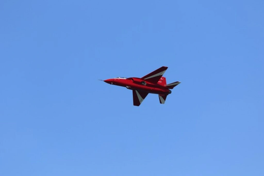 Türk Yıldızları, SOLOTÜRK, HÜRJET ve helikopter gösterileri nefesleri kesti - Resim 44