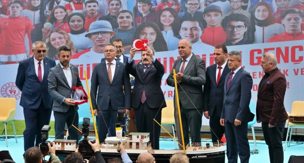 Samsun'da 19 Mayıs Atatürk'ü Anma Gençlik ve Spor Bayramı Coşkuyla Kutlandı - Resim 3