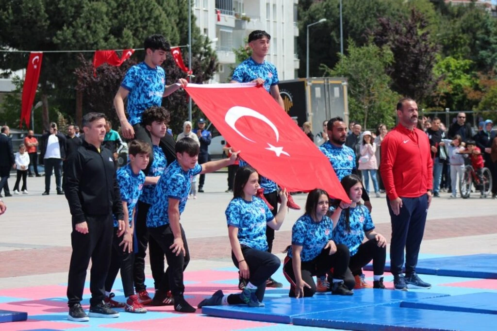Samsun'da 19 Mayıs Atatürk'ü Anma Gençlik ve Spor Bayramı Coşkuyla Kutlandı - Resim 13