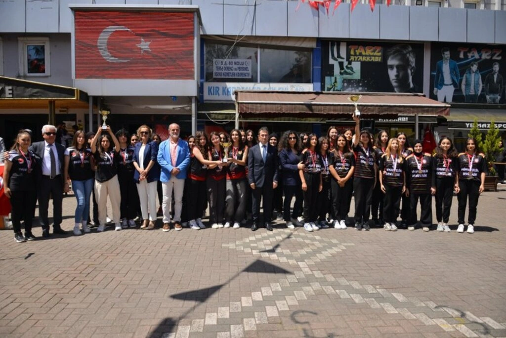 Samsun'da 19 Mayıs Atatürk'ü Anma Gençlik ve Spor Bayramı Coşkuyla Kutlandı - Resim 20