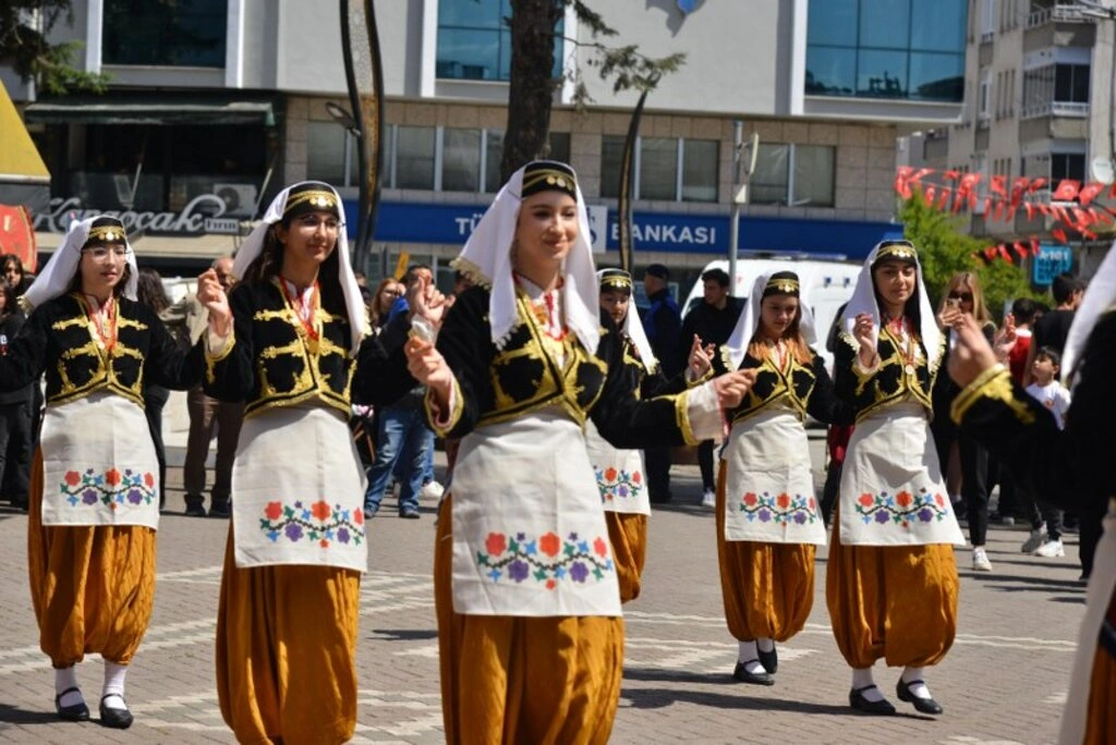 Samsun'da 19 Mayıs Atatürk'ü Anma Gençlik ve Spor Bayramı Coşkuyla Kutlandı - Resim 21