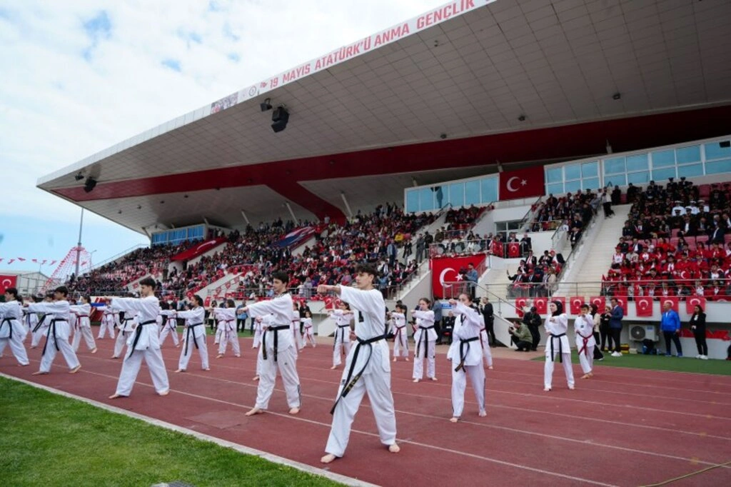 Samsun'da 19 Mayıs Atatürk'ü Anma Gençlik ve Spor Bayramı Coşkuyla Kutlandı - Resim 37