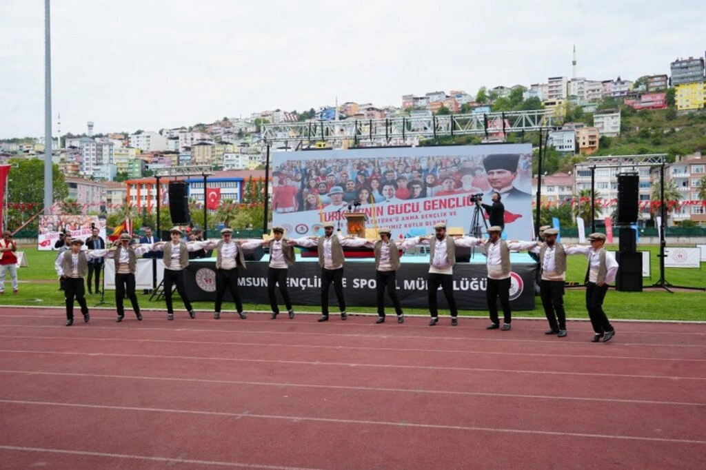 Samsun'da 19 Mayıs Atatürk'ü Anma Gençlik ve Spor Bayramı Coşkuyla Kutlandı - Resim 40