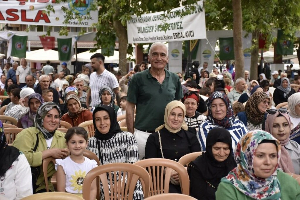 Ayvacık'tan Gazze'ye Gönül Köprüsü - Resim 16