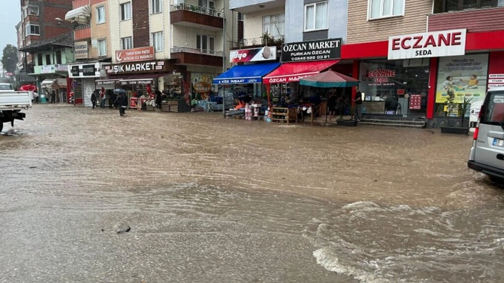 Samsun'da Sel Felaketi - Resim 23