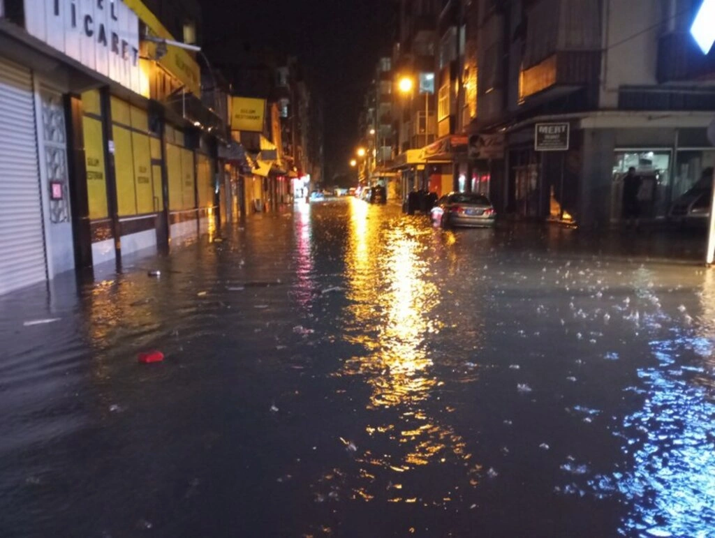 Samsun'da Sel Felaketi - Resim 31