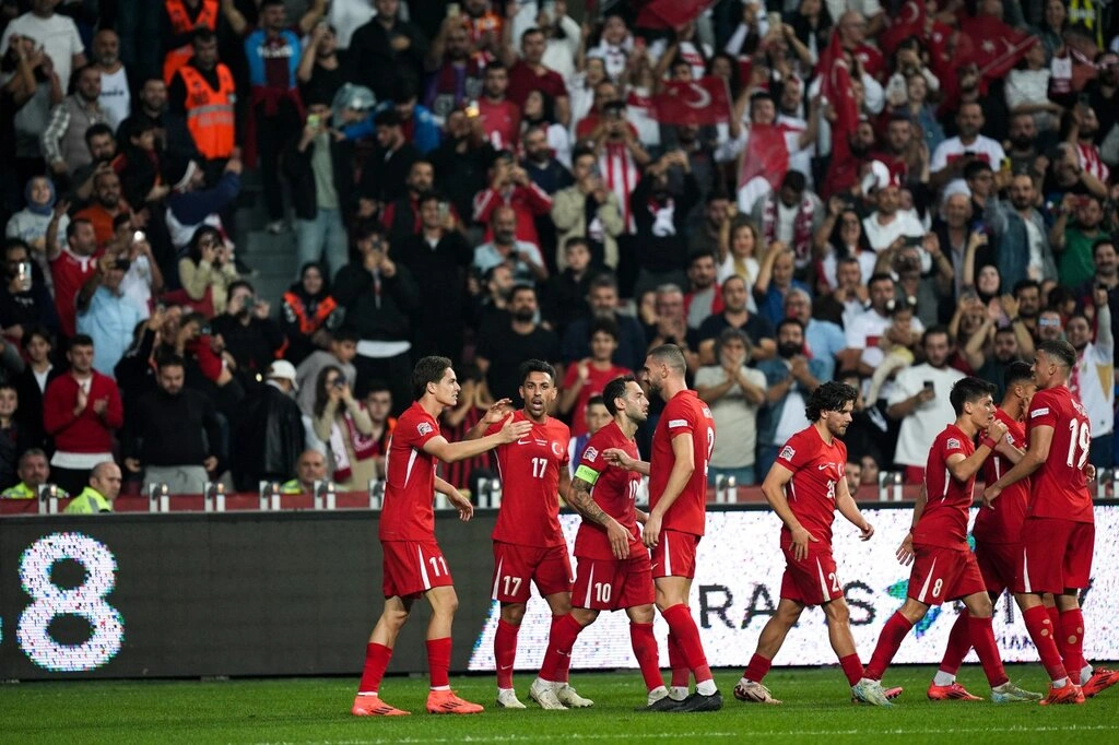 Türkiye: 1 - Karadağ: 0 (Foto Galeri) - Resim 33