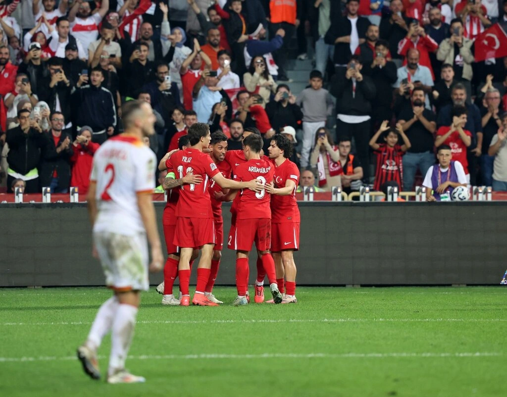 Türkiye: 1 - Karadağ: 0 (Foto Galeri) - Resim 41