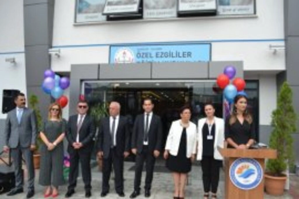 Ezgililer Döneme Görkemli Bir Giriş Yaptı - Resim 13
