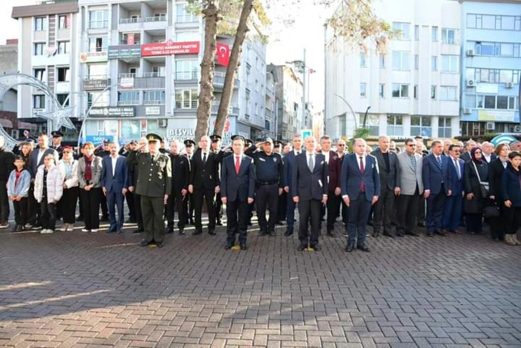 Büyük Önder Mustafa Kemal Atatürk 10 Kasım'da Samsun'da Anıldı - Resim 19