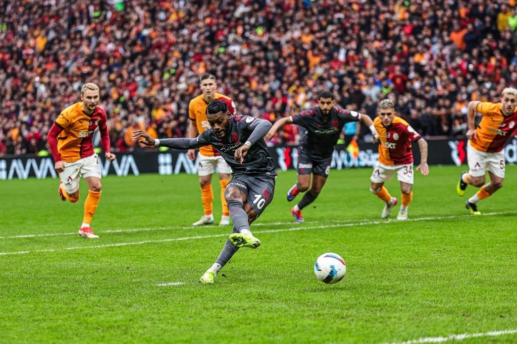 Galatasaray: 3 - Samsunspor: 2 (Foto Galeri) - Resim 17