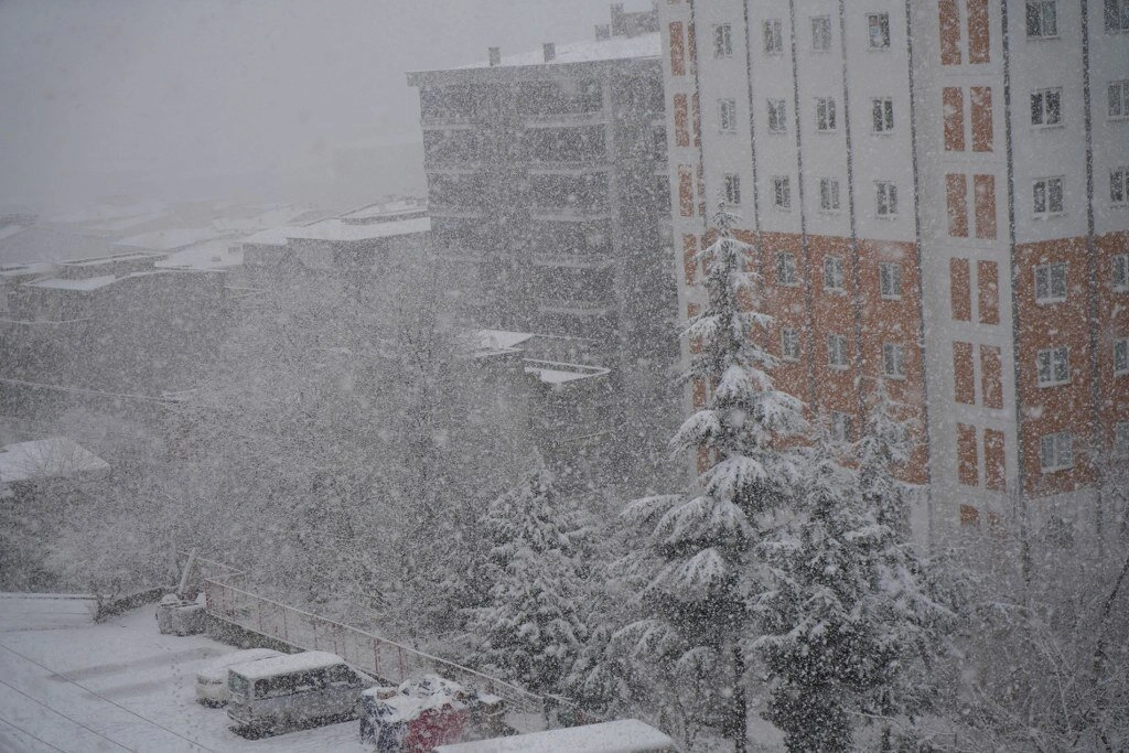 Samsun Kar Altında! İşte Kentten Manzaralar... - Resim 10