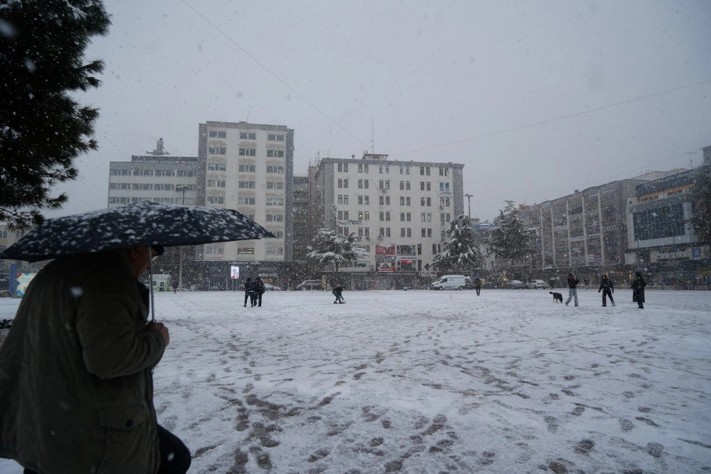 Samsun Kar Altında! İşte Kentten Manzaralar... - Resim 16