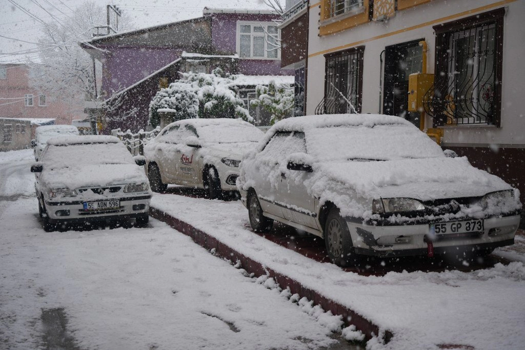 Samsun Kar Altında! İşte Kentten Manzaralar... - Resim 18