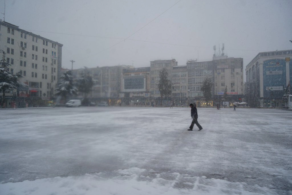 Samsun Kar Altında! İşte Kentten Manzaralar... - Resim 22