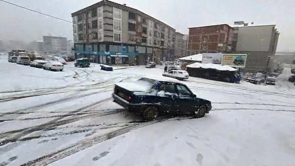 Samsun Kar Altında! İşte Kentten Manzaralar... - Resim 26