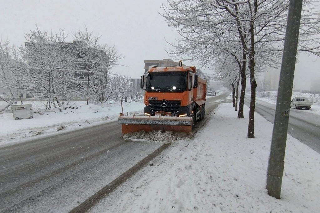 Samsun Kar Altında! İşte Kentten Manzaralar... - Resim 33