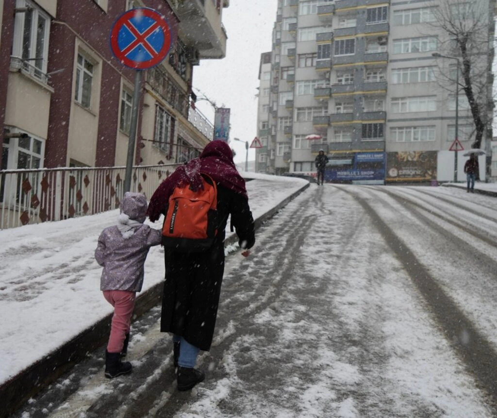 Samsun Kar Altında! İşte Kentten Manzaralar... - Resim 38